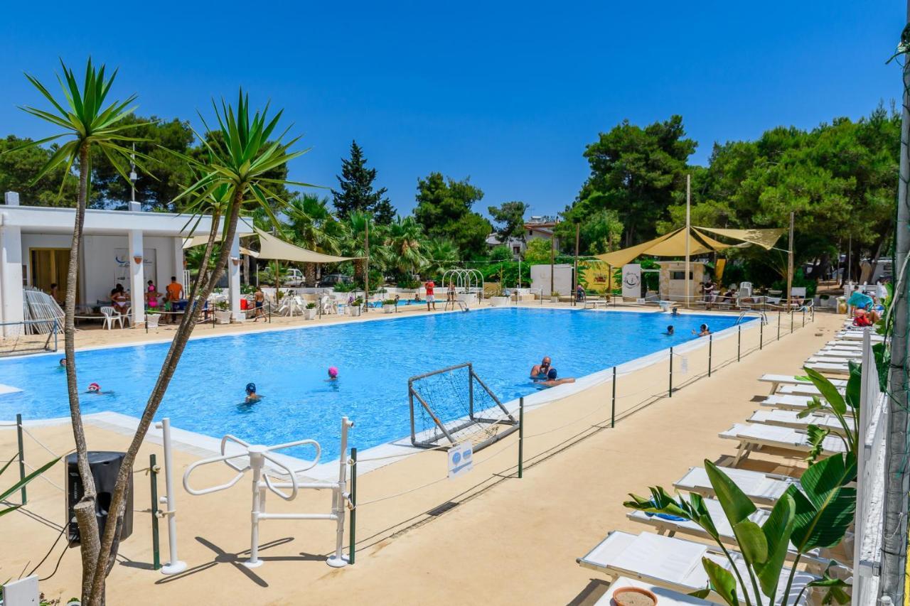 Camping Villaggio Santa Maria Di Leuca Gagliano del Capo Bagian luar foto