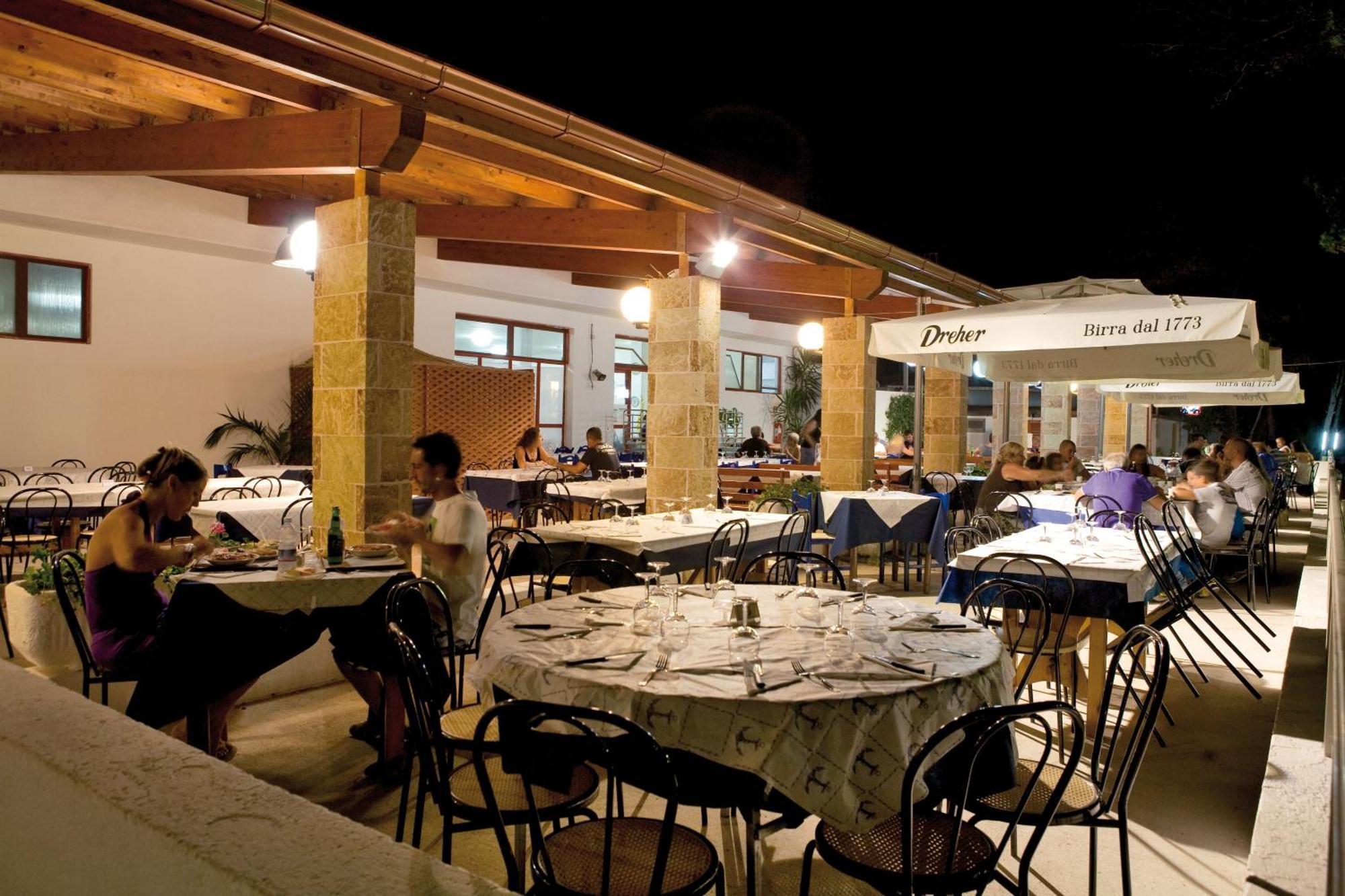Camping Villaggio Santa Maria Di Leuca Gagliano del Capo Bagian luar foto