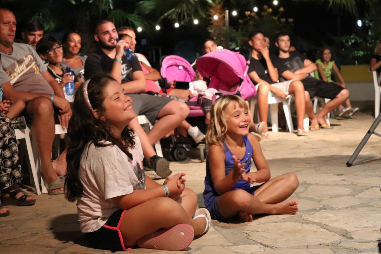 Camping Villaggio Santa Maria Di Leuca Gagliano del Capo Bagian luar foto